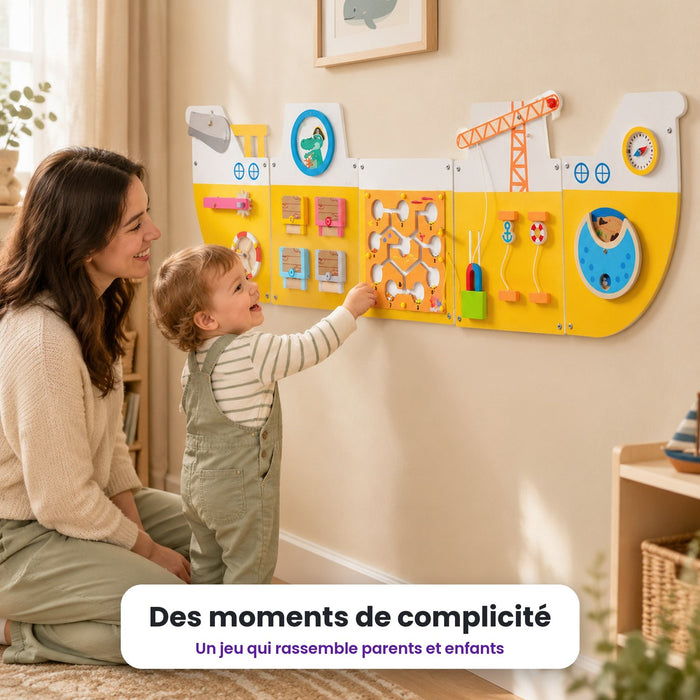 Busy board mural Bateau grue : enfant qui joue