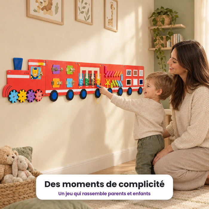 Busy board mural Locomotive rouge : enfant qui joue