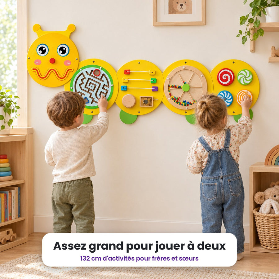 Busy board mural Chenille : enfant qui joue