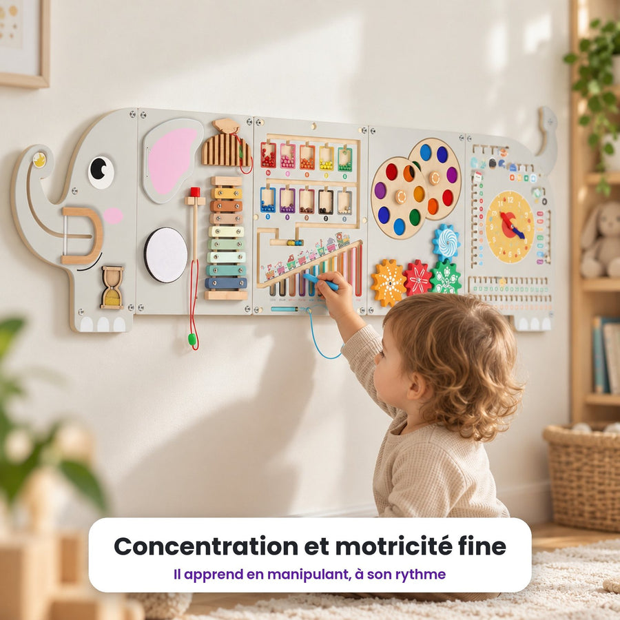 Busy board mural Éléphant : enfant qui joue