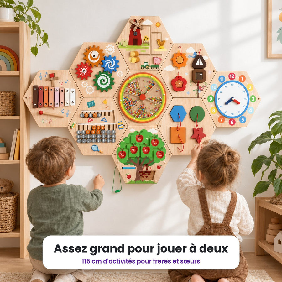 Busy board mural Hexagones : enfant qui joue