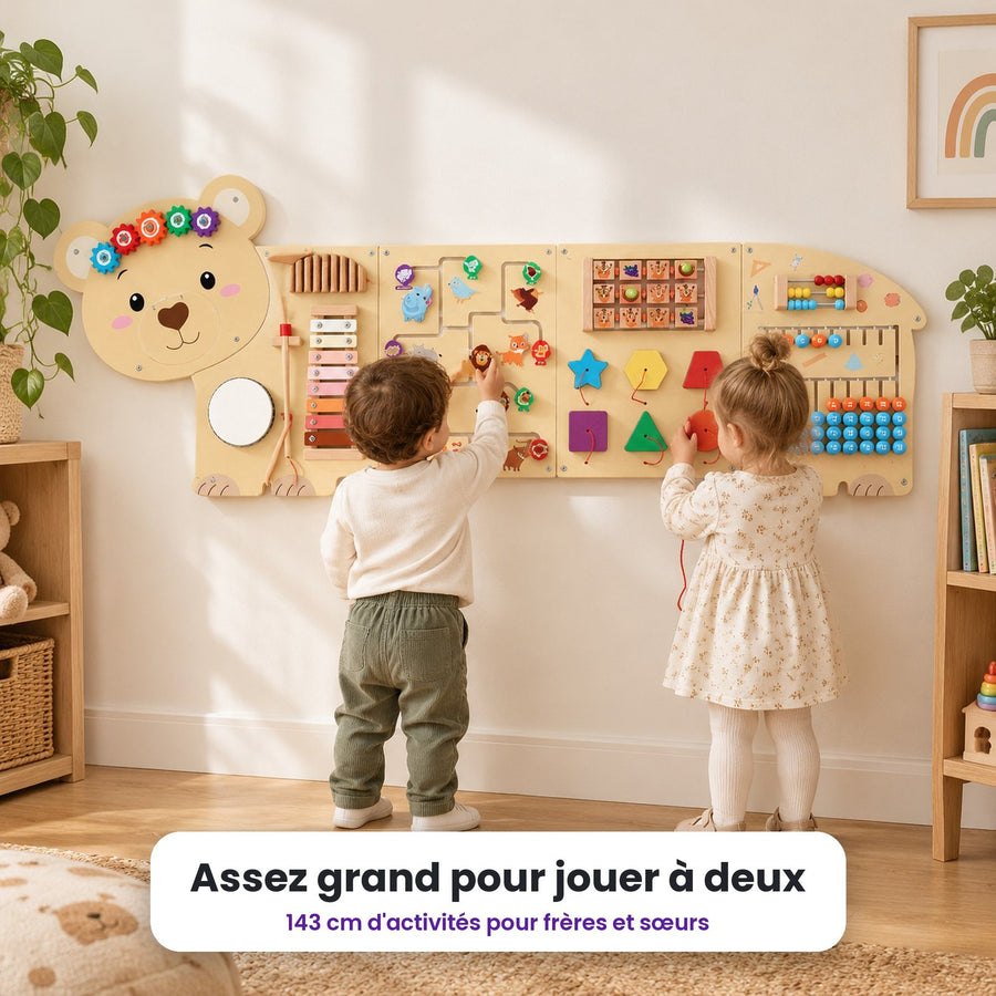 Busy board mural Ourson : enfant qui joue