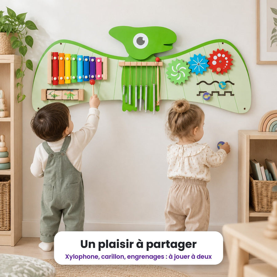 Busy board mural Ptérosaure : enfant qui joue