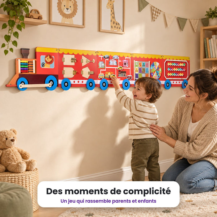 Busy board mural Train rouge : enfant qui joue