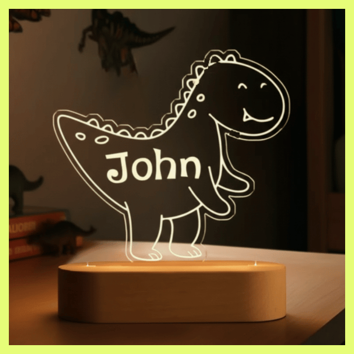 kiddiprint.com Veilleuse Dino Mignon 1 KiddiLight™ - Veilleuse Dinosaure Personnalisée Prénom – Lampe LED Enfant Bois