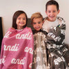 Load image into Gallery viewer, kiddiprint.com KiddiMinky™ - Couverture Couleur Personnalisée pour Enfant